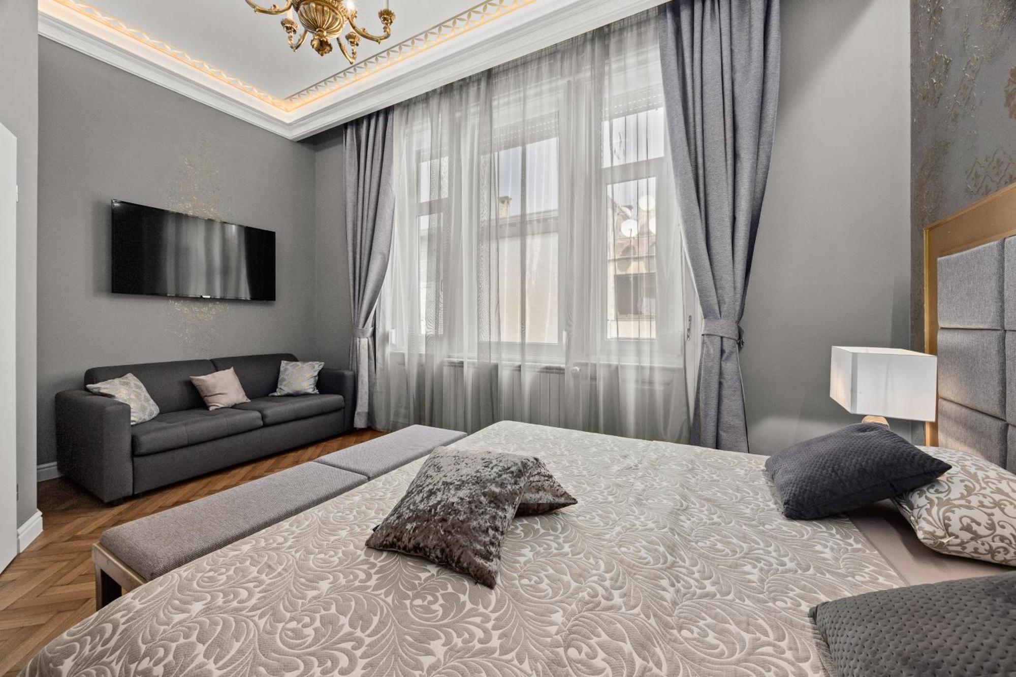 Villa Muenz Luxurious Residence Pula Ngoại thất bức ảnh