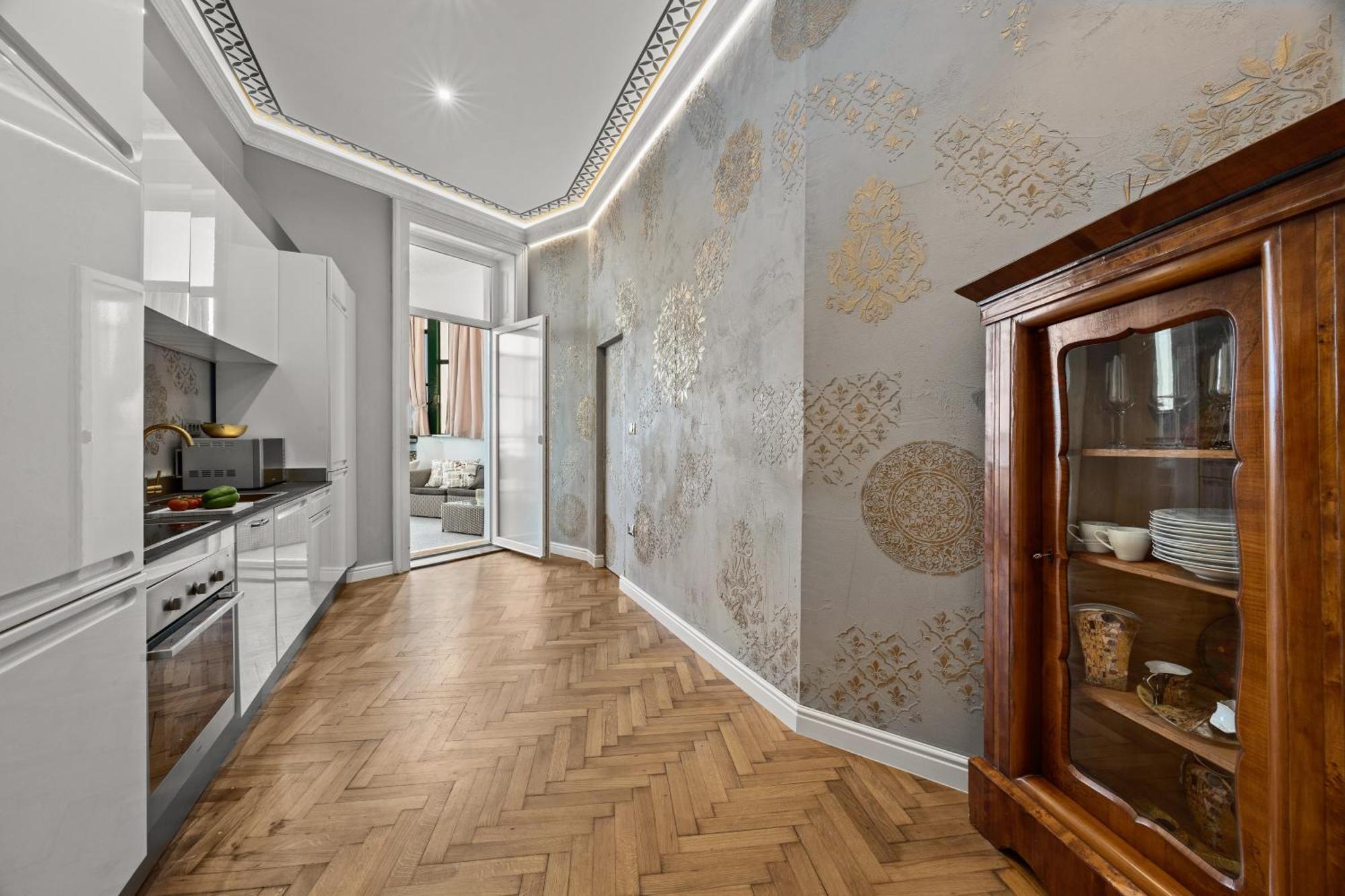 Villa Muenz Luxurious Residence Pula Ngoại thất bức ảnh