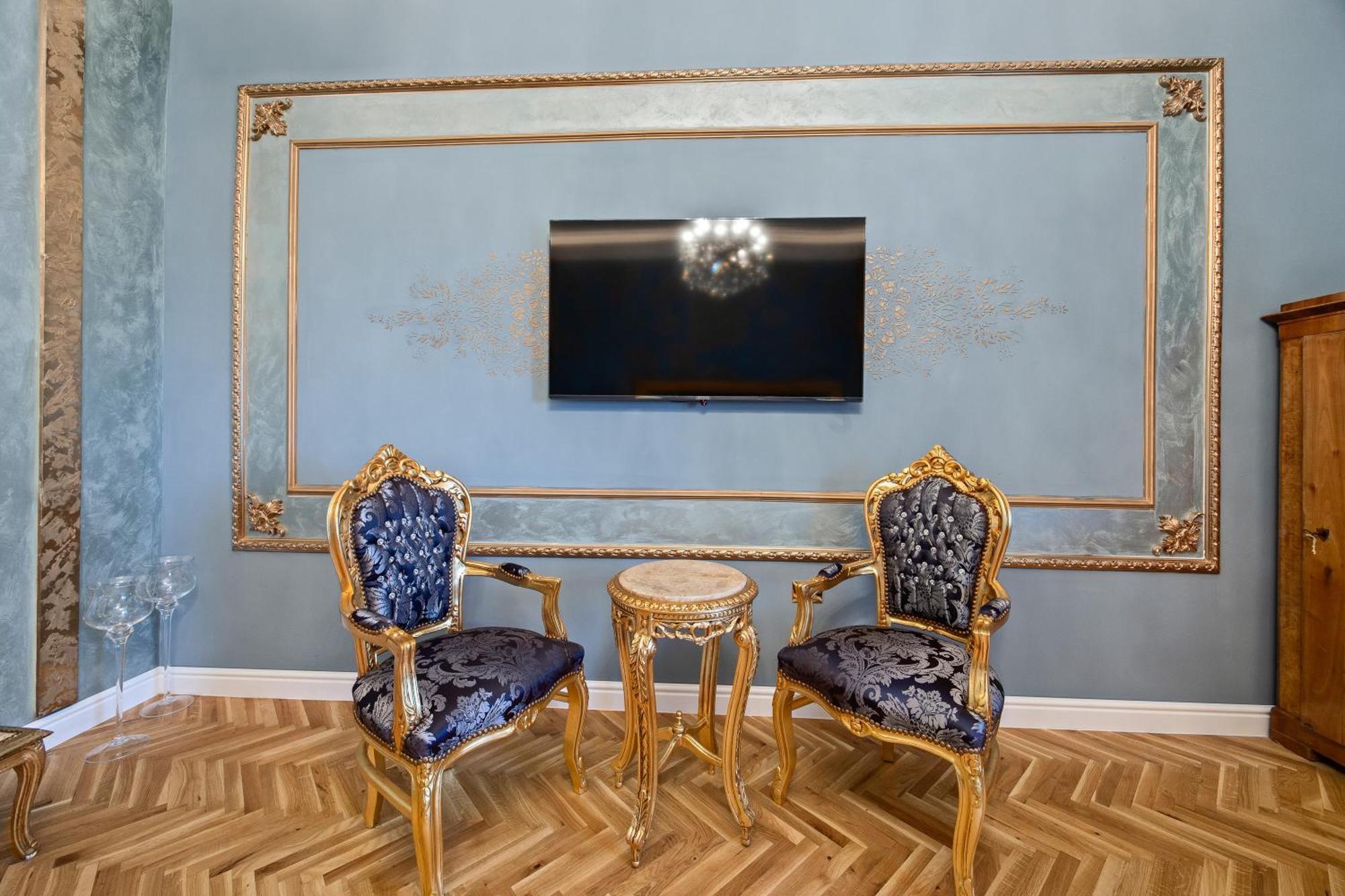 Villa Muenz Luxurious Residence Pula Ngoại thất bức ảnh