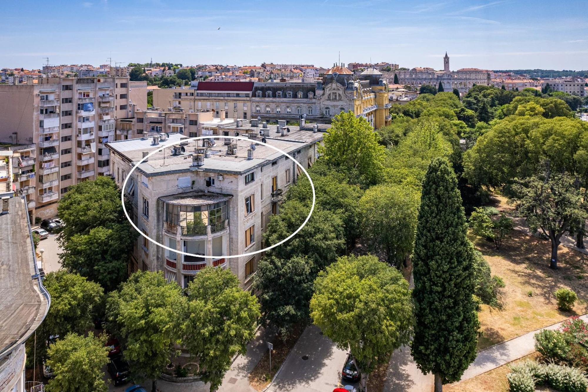 Villa Muenz Luxurious Residence Pula Ngoại thất bức ảnh